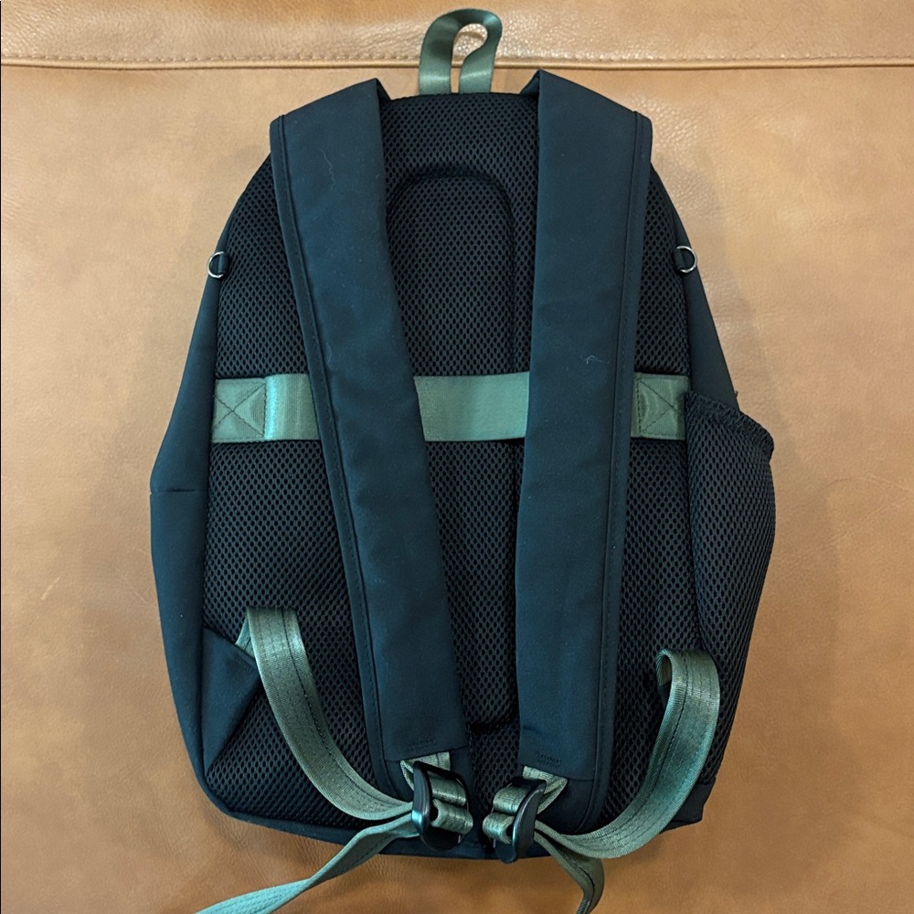 Travelon Black Backpack Anti Theft - Picture 2 of 2